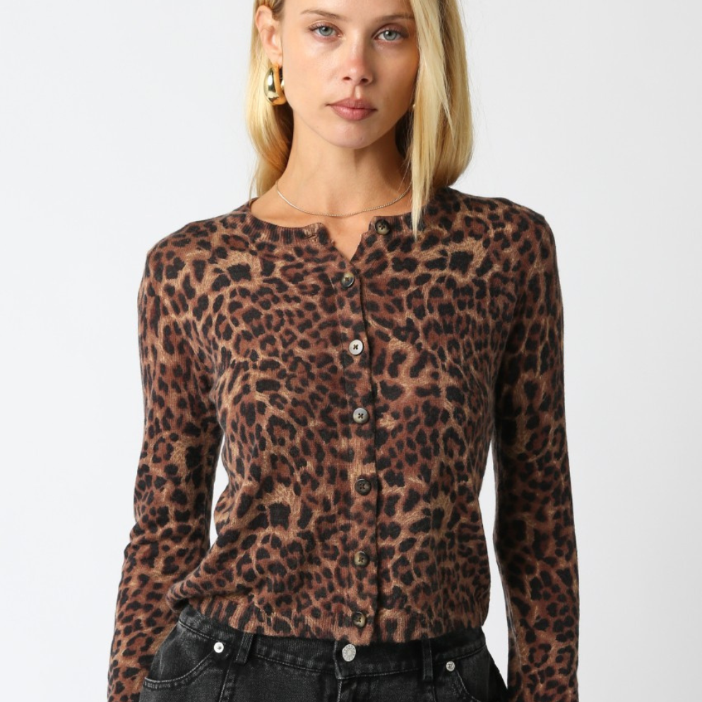 ChristineLeopardKnitTop.png
