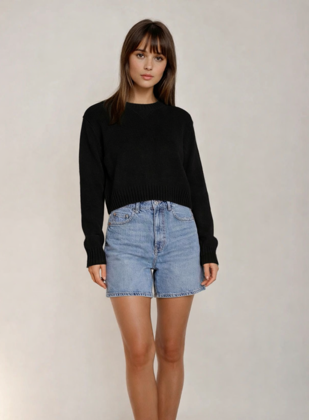 Cropped Long Sleeve Sweater | Black