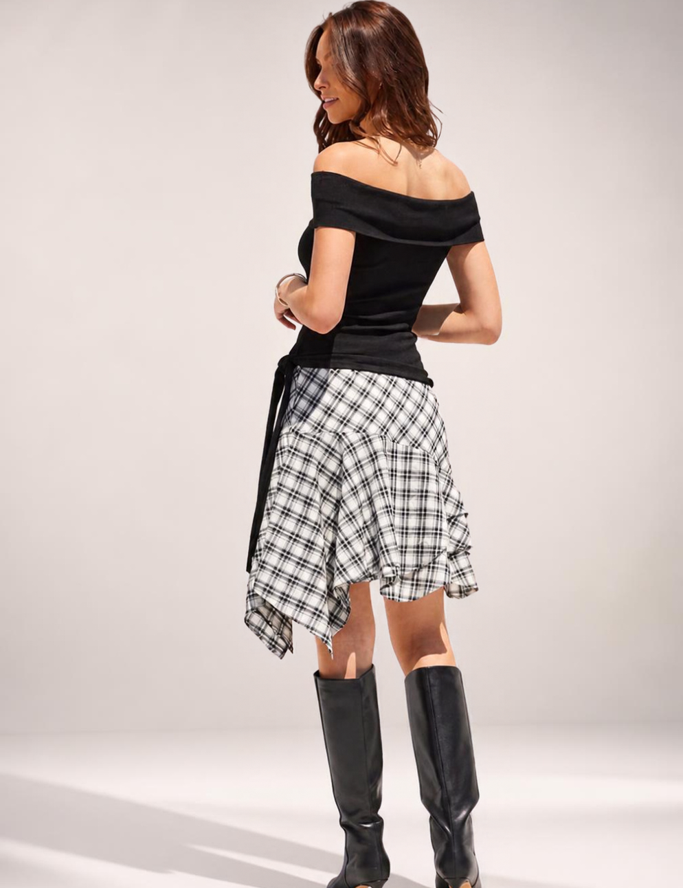 Marlowe_Plaid_Handkerchief_Skirt.png