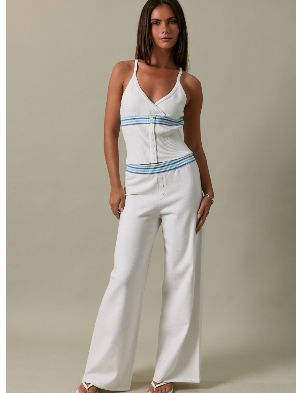 SiennaStripeRibbedKnitSweaterTankTop_65121440-557c-4fef-b7b0-1e7b392156cc.png