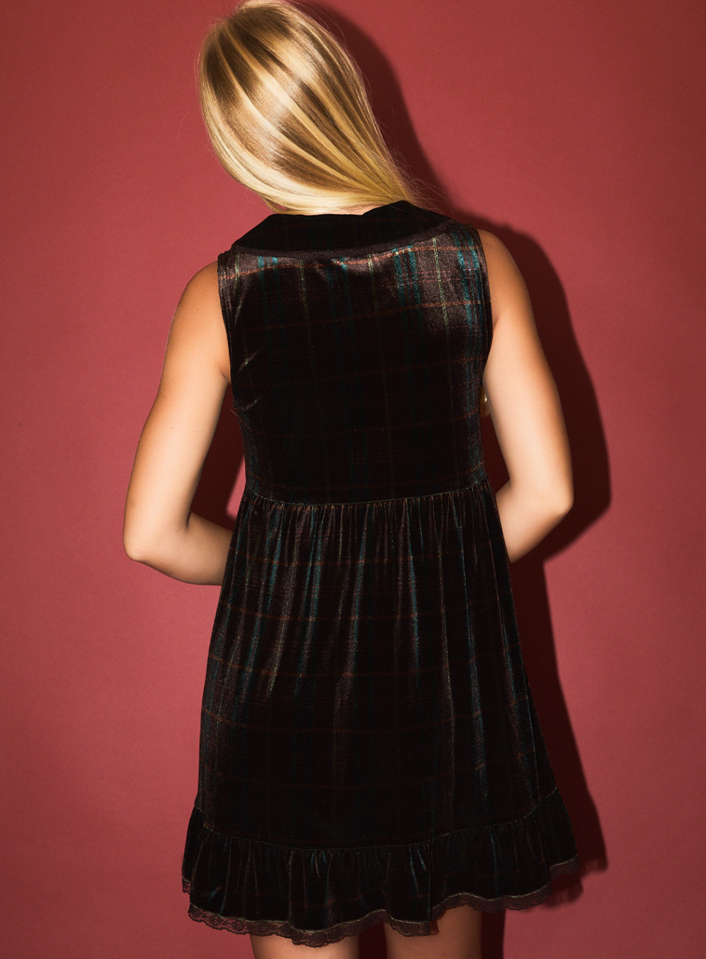 Velvet Collared Sleeveless Mini Dress