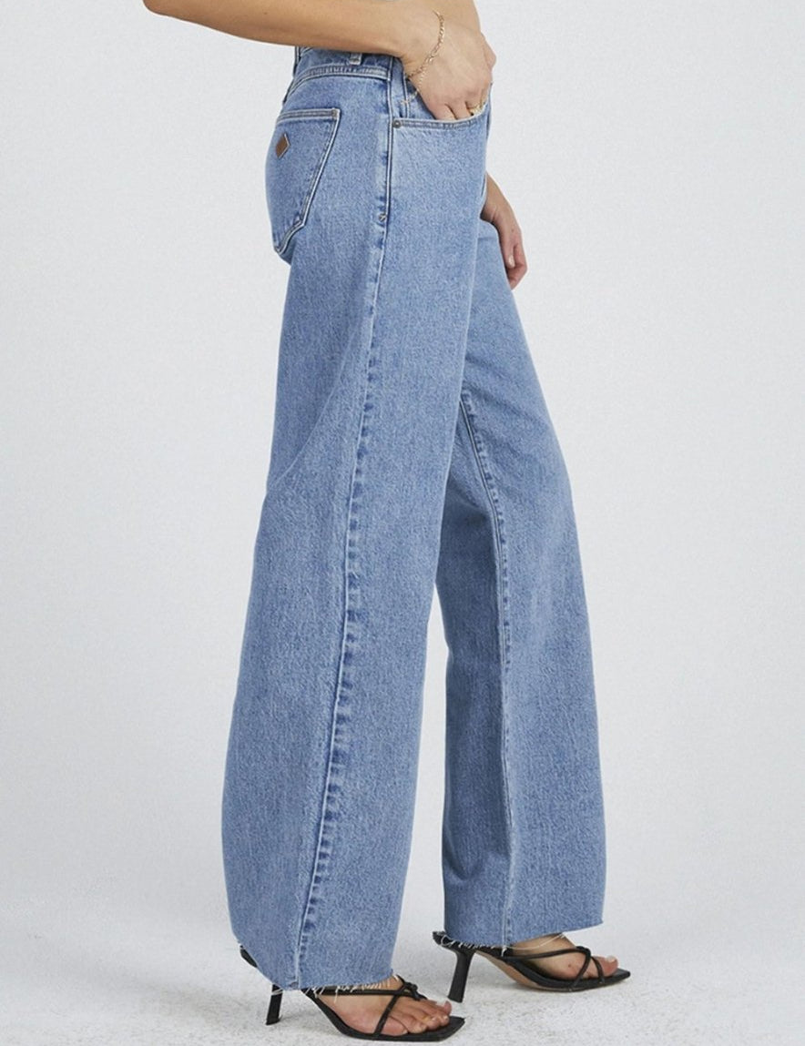 ABRAND | Ada 95 Mid Rise Baggy Jeans - Highly Praise