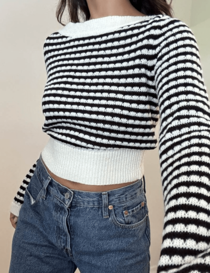 boat-neck-striped-long-sleeve-top-8108592.png