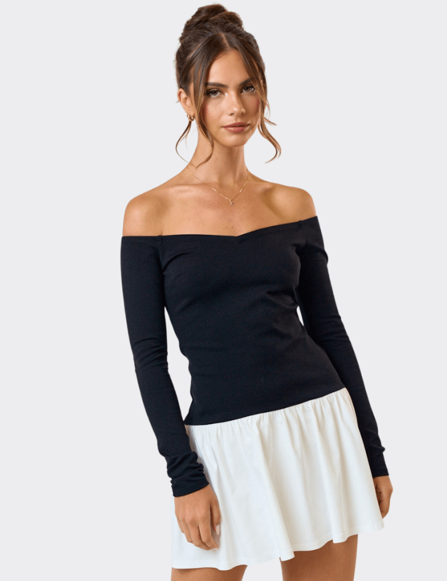 contrast-patchwork-off-shoulder-flared-mini-dress-4532641.png