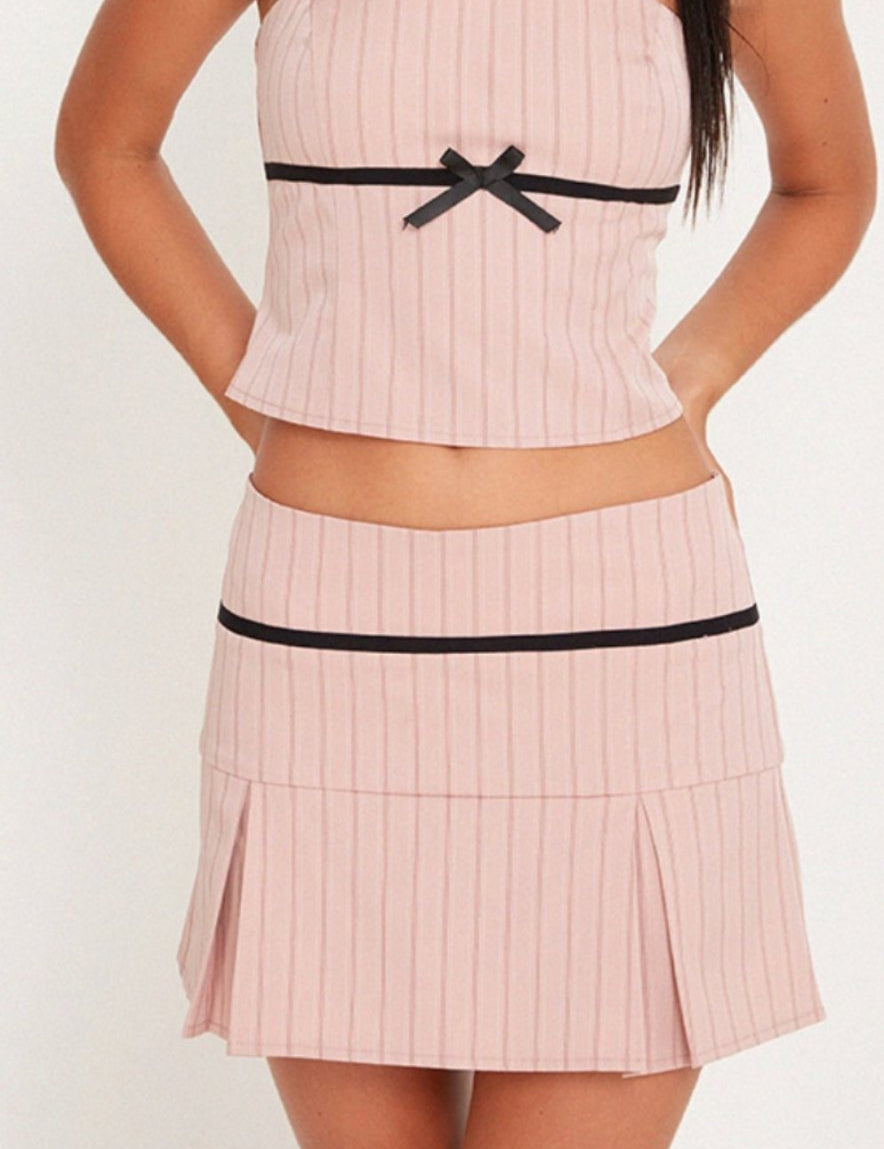 Istari Pinstripe Pleated Skirt - Highly Praise