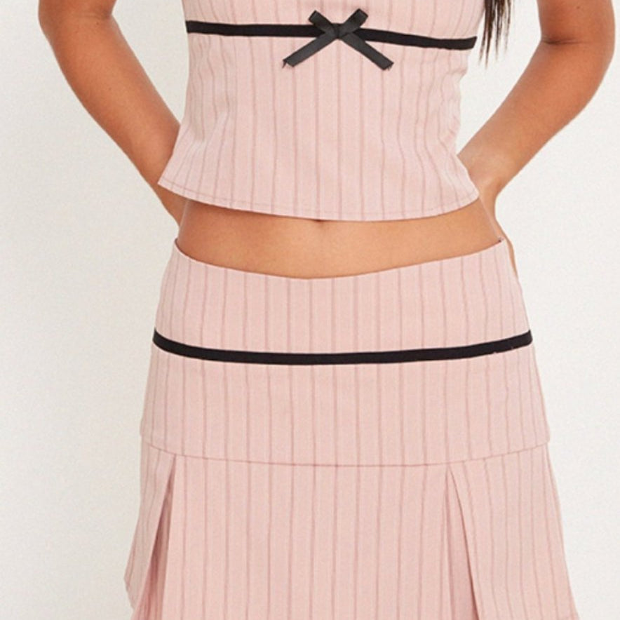 Istari Pinstripe Pleated Skirt - Highly Praise