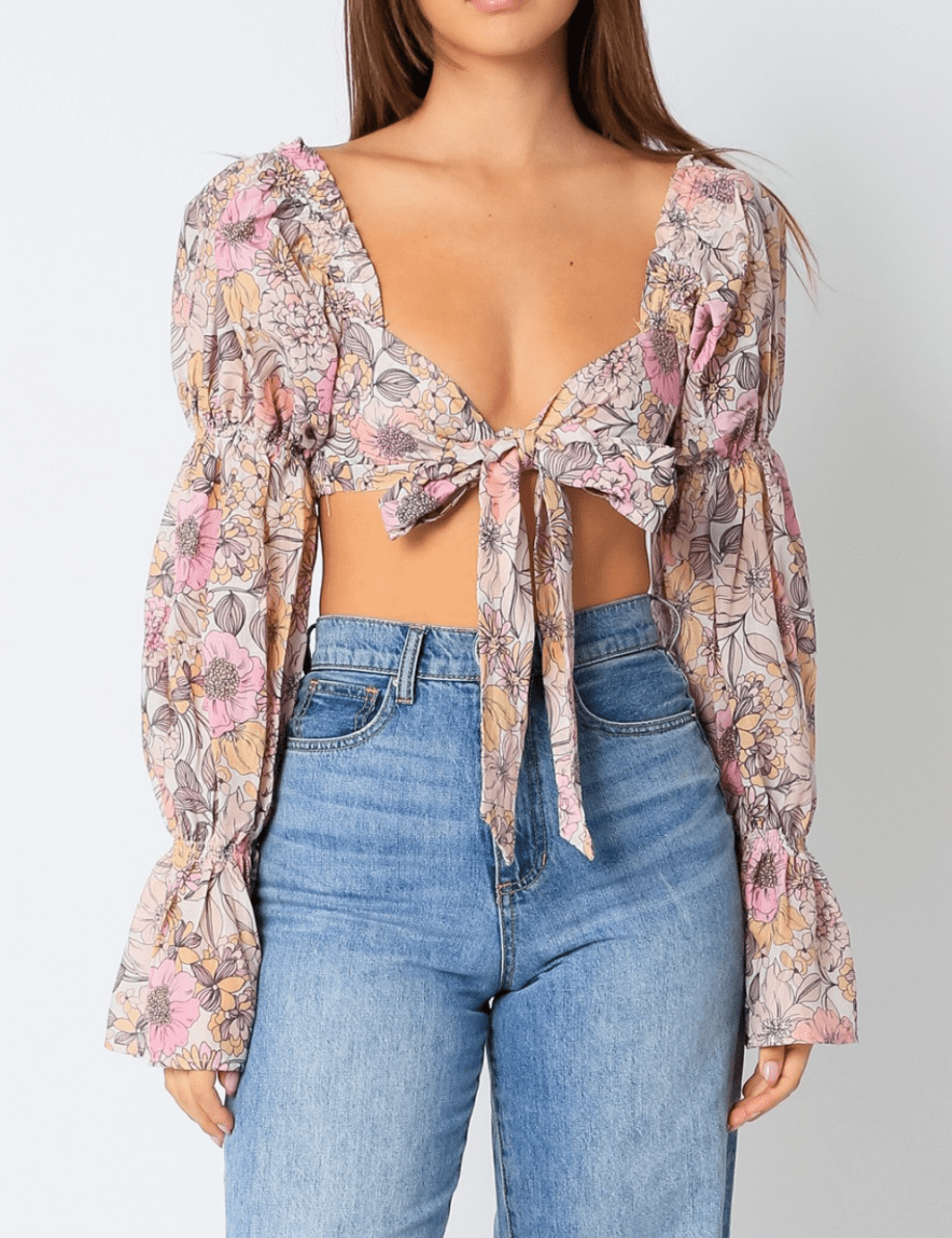 puff-sleeve-floral-tie-top-8521305.png