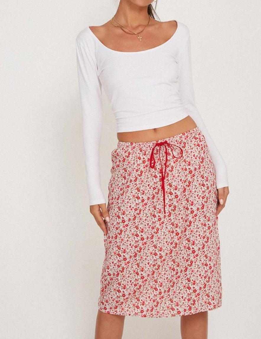 Rujina Skirt In Ditsy Floral Blush Red - Highly Praise