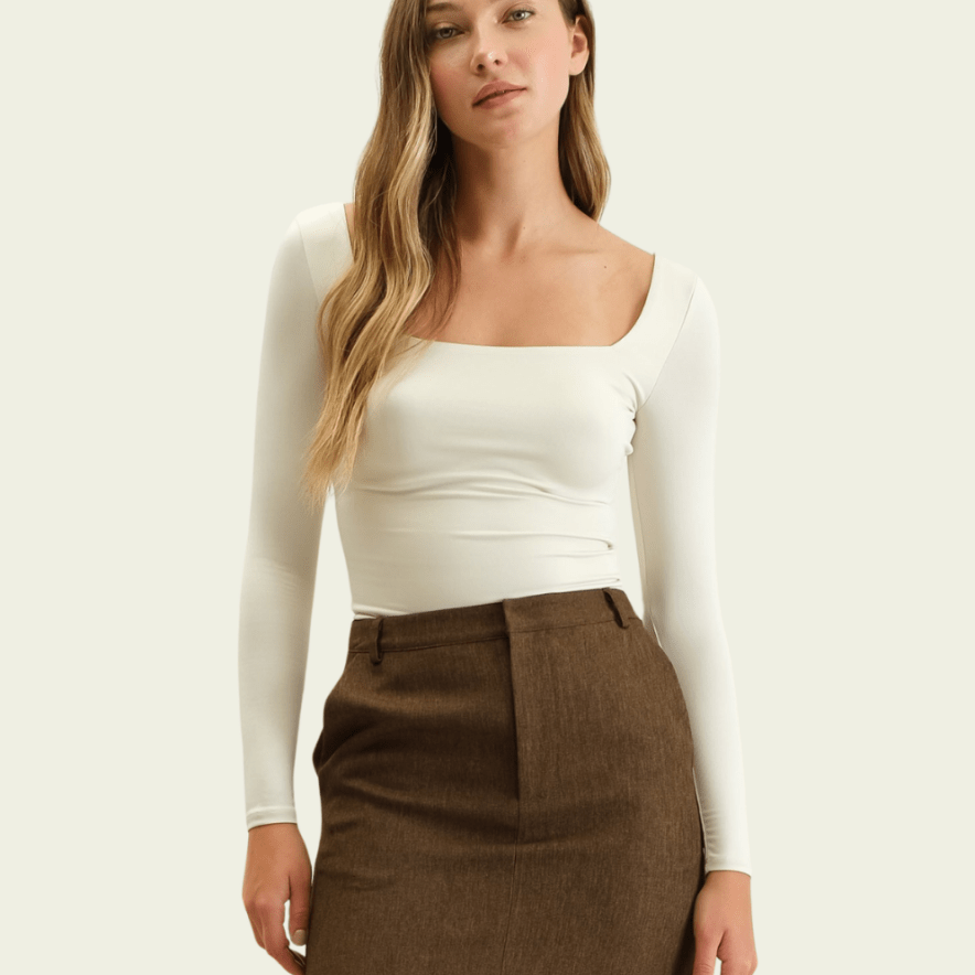 square-neck-long-sleeve-top-8846124.png